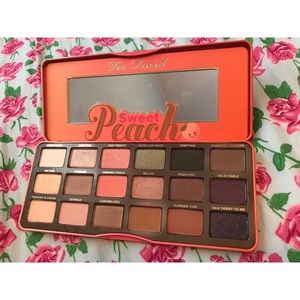Too Faced Sweet Peach Palette